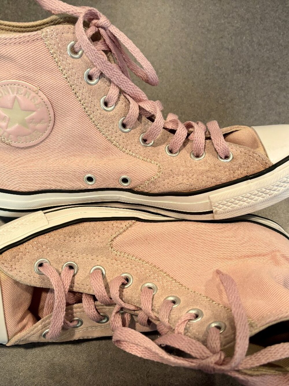 ~~Converse High Top Stone Mauve Canvas Women's Skate A06573F, M7.5/W9.5..